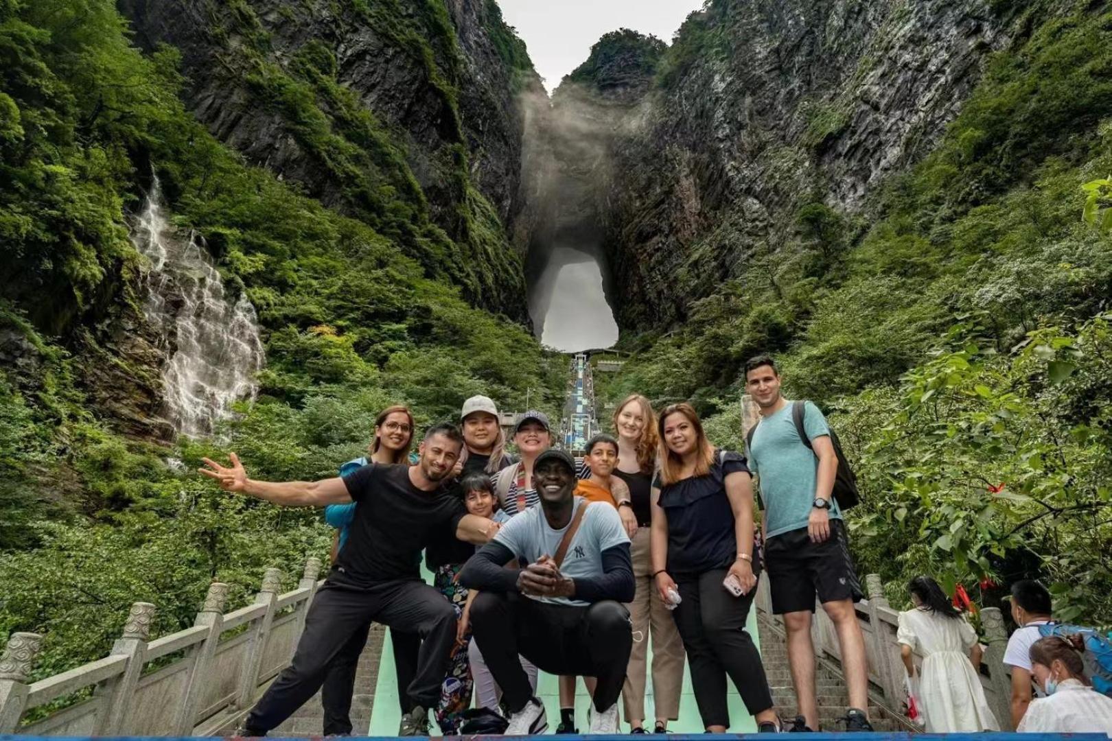 Edinburgh Hostel Čang-ťia-ťie Exteriér fotografie